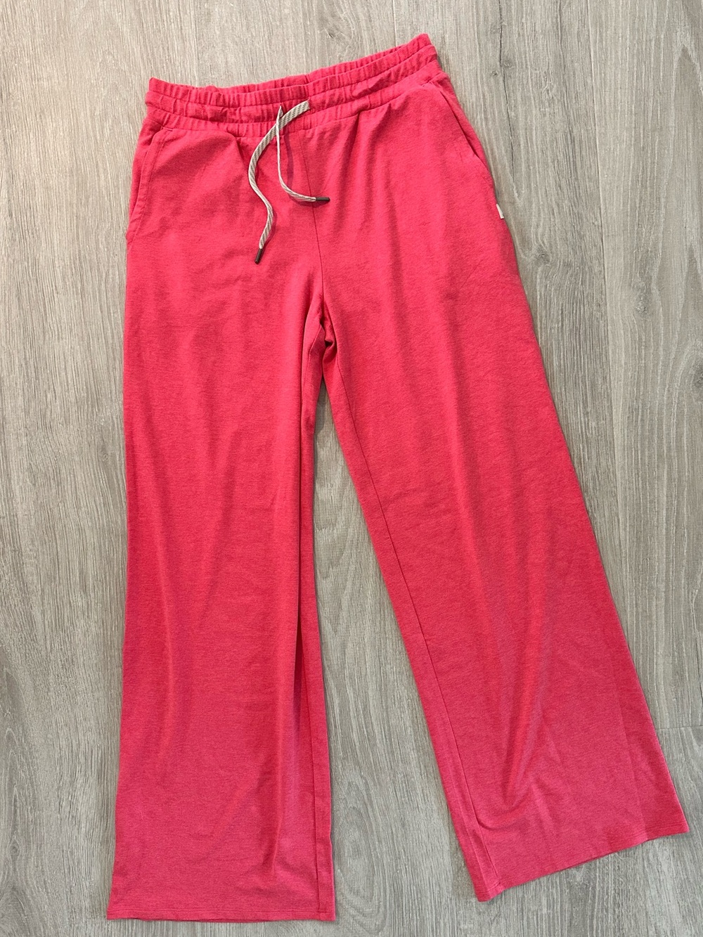 Vuroi wide leg pink pants new without tags